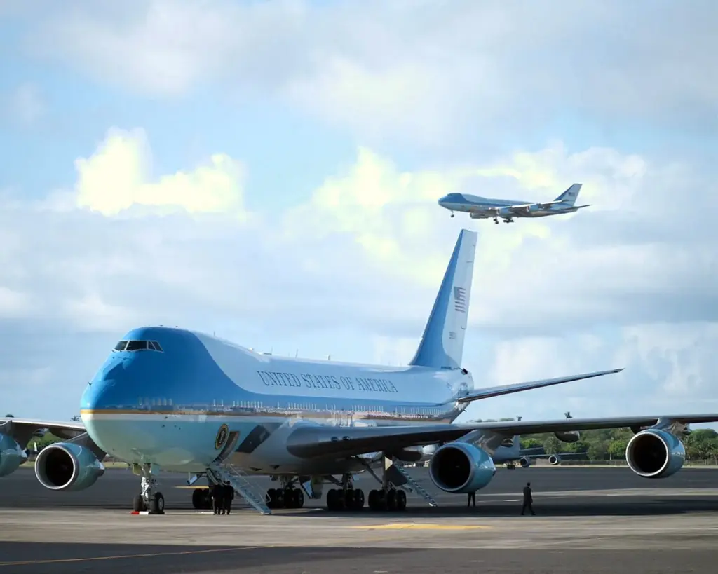 The two Boeing VC-25A Air Force One